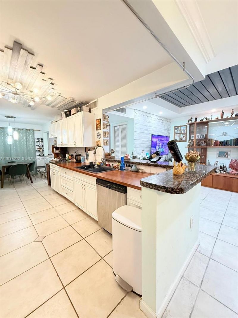 3330 Atlanta St, Unit 14C, Hollywood, FL 33021 Photo