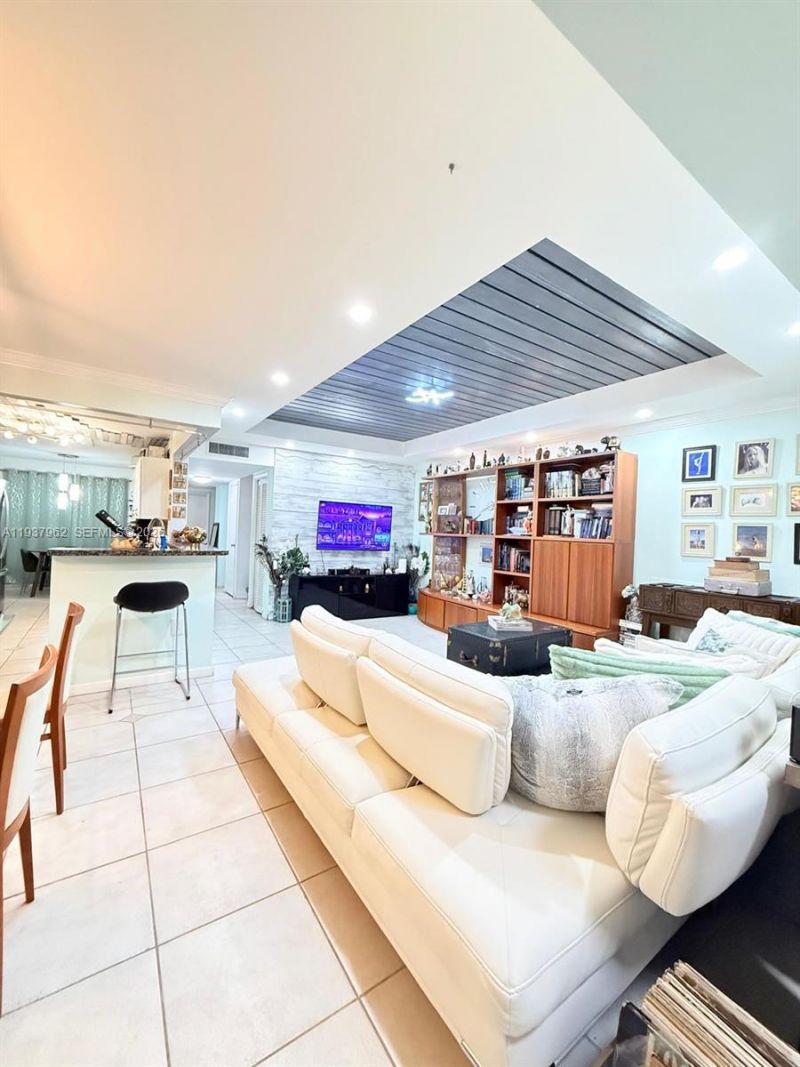 3330 Atlanta St, Unit 14C, Hollywood, FL 33021 Photo