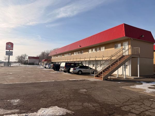 1923 Dover Street, Worthington, MN 56187