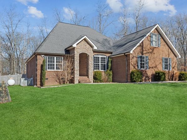 31 Chickory Ln, Monteagle, TN 37356