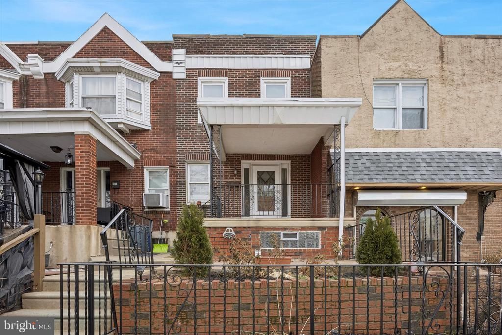 1502 E LYCOMING STREET, PHILADELPHIA, PA 19124