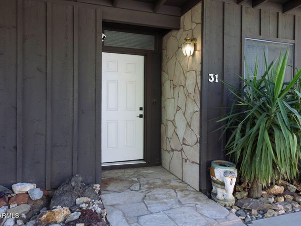 1450 E BETHANY HOME Road, Unit 31, Phoenix, AZ 85014