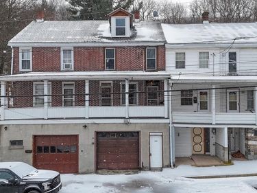 110 ORWIGSBURG STREET, TAMAQUA, PA 18252