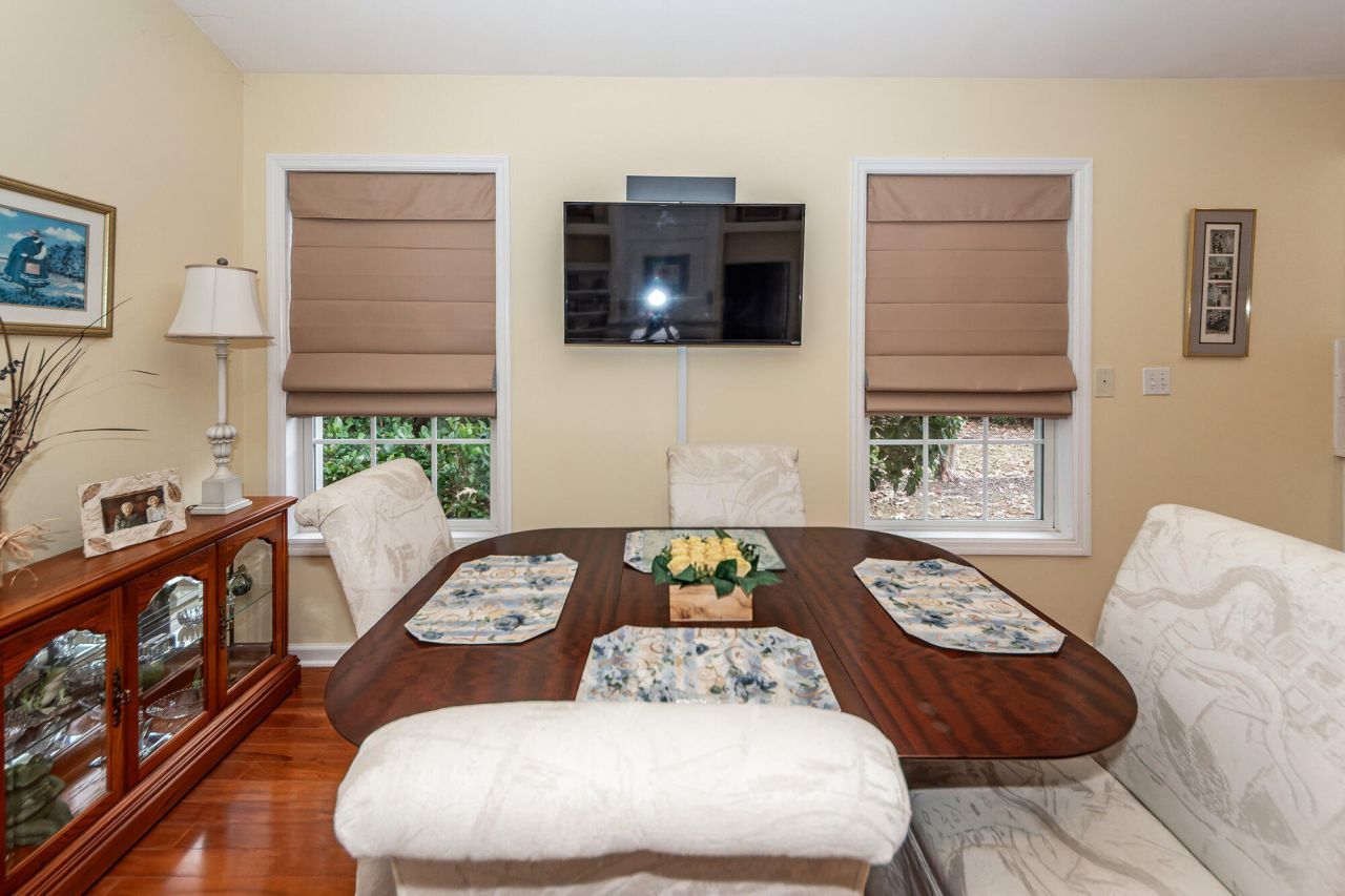 1520 Wellesley Circle Photo 11