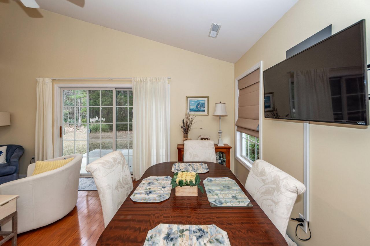 1520 Wellesley Circle Photo 12