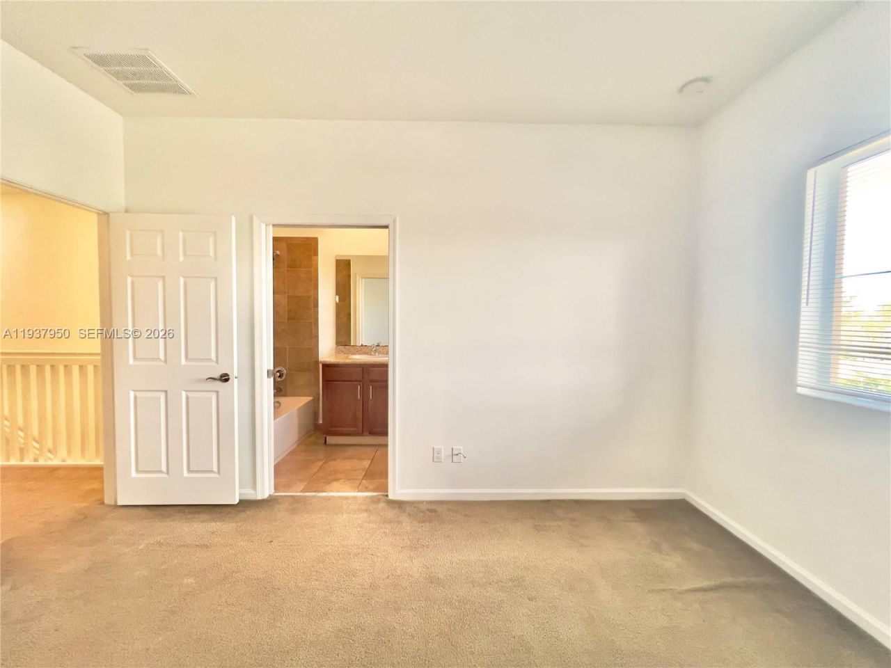 5906 Woodlands Blvd, Tamarac, FL 33319 Photo