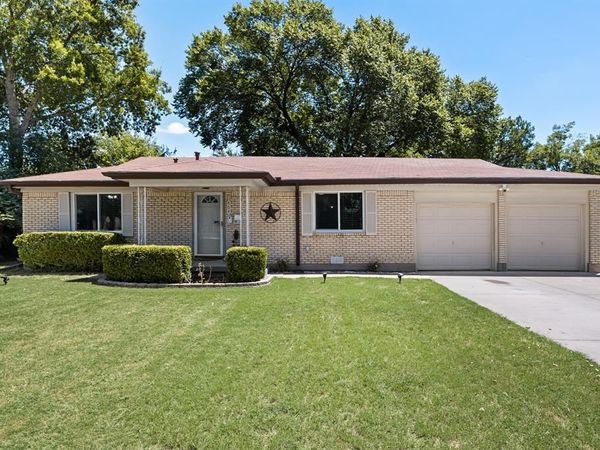 404 E Alexander Lane, Euless, TX 76040