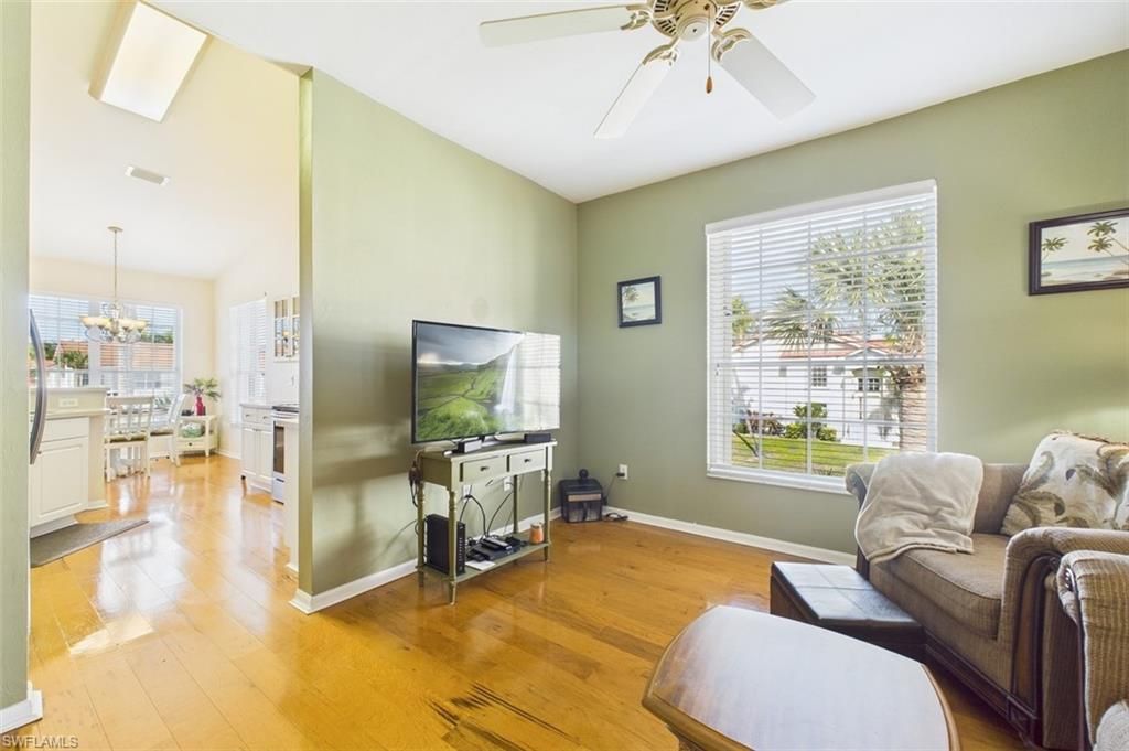 15200 Royal Windsor Ln, Unit 901, Fort Myers, FL 33919 Photo