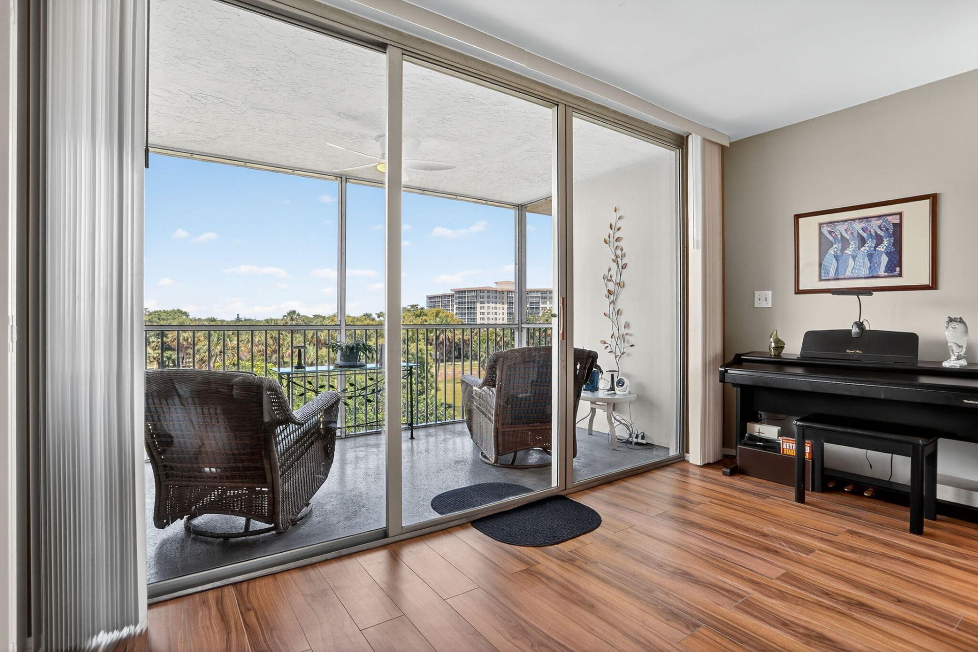 3960 Oaks Clubhouse Drive, Unit 504, Pompano Beach, FL 33069 Photo