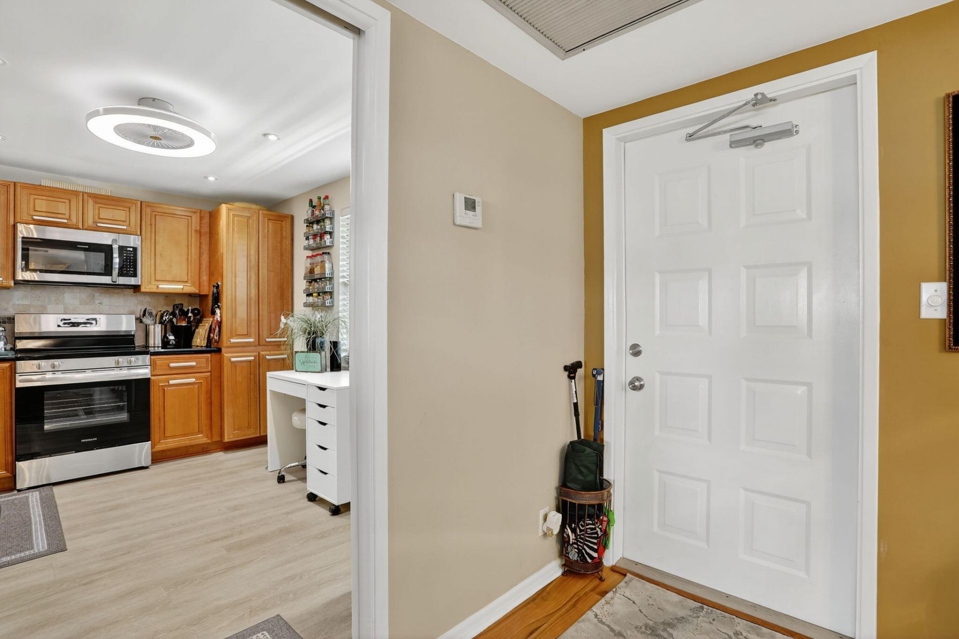 3960 Oaks Clubhouse Drive, Unit 504, Pompano Beach, FL 33069 Photo