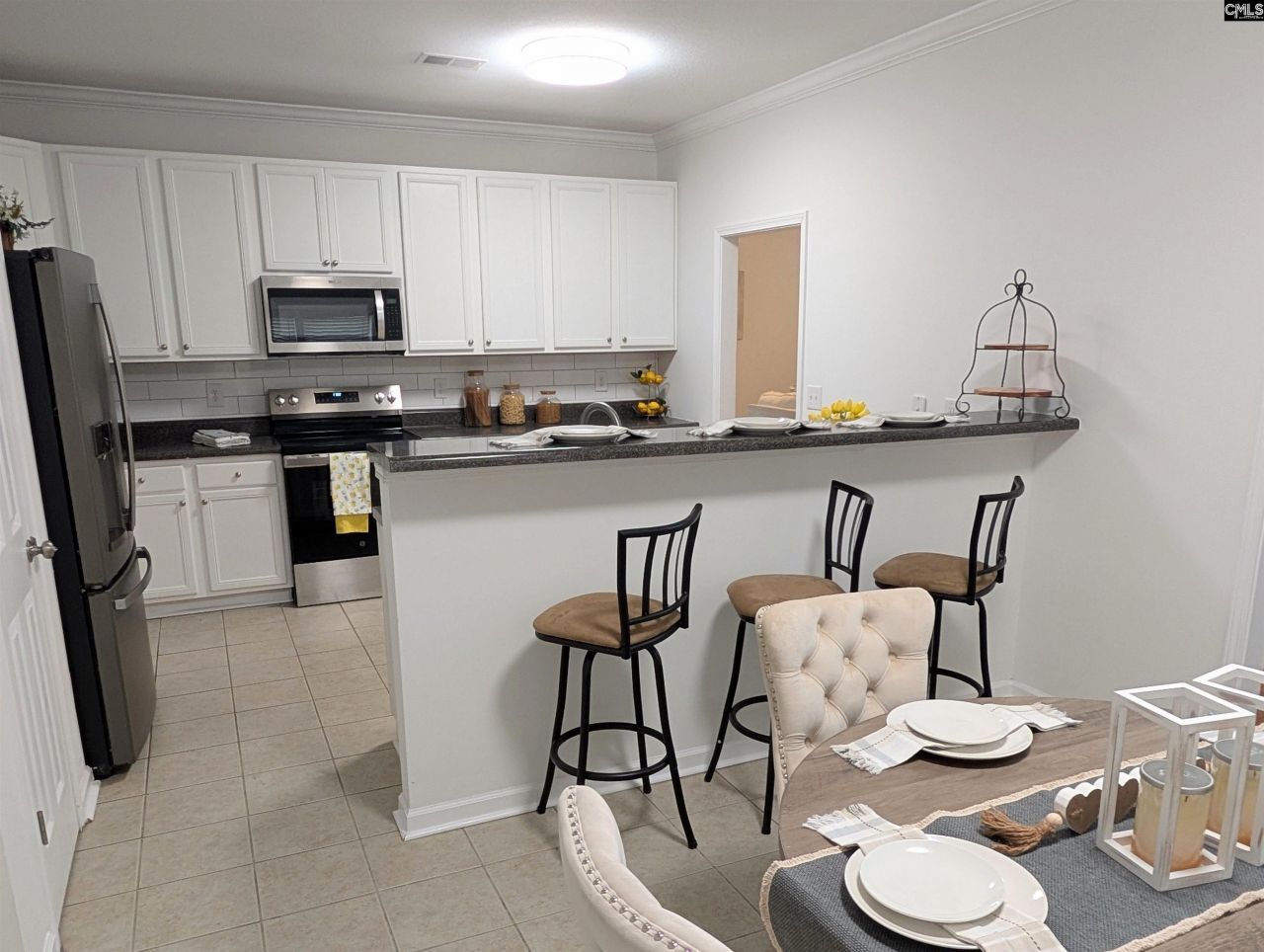 633 Chaterelle Way Photo 17