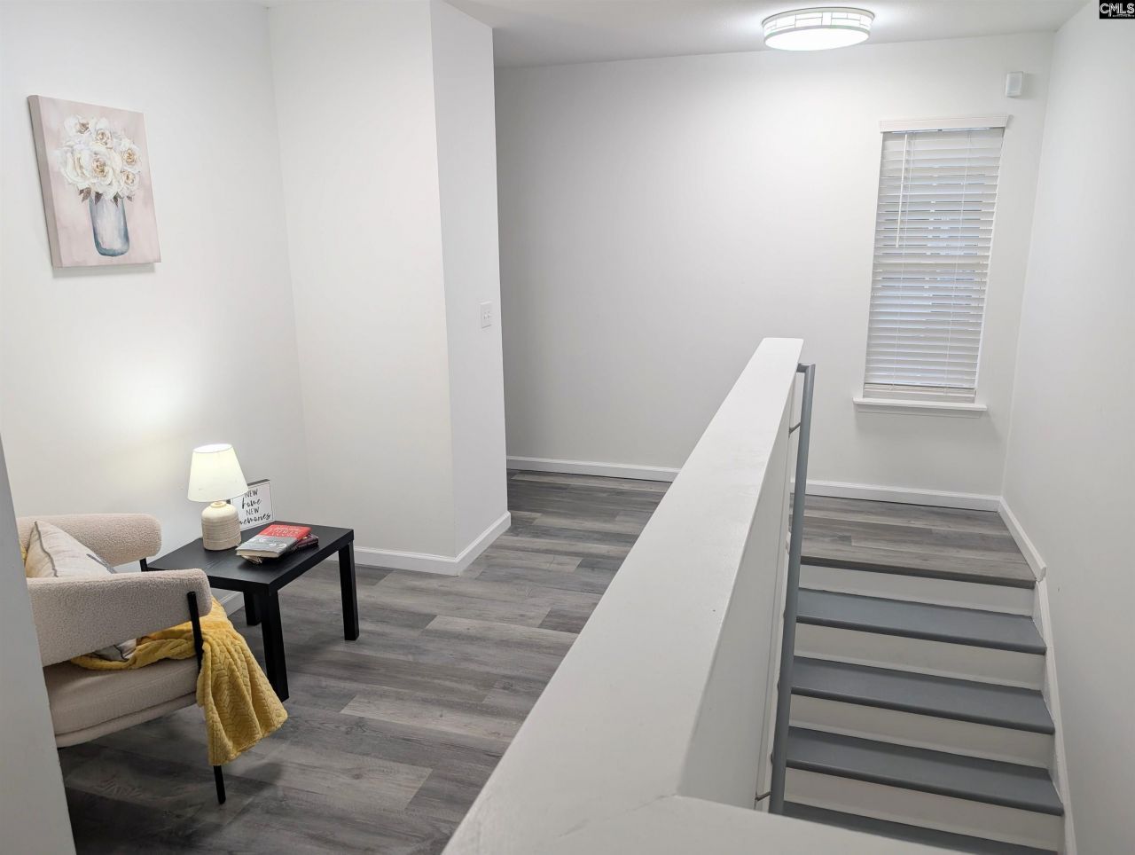 633 Chaterelle Way Photo 26