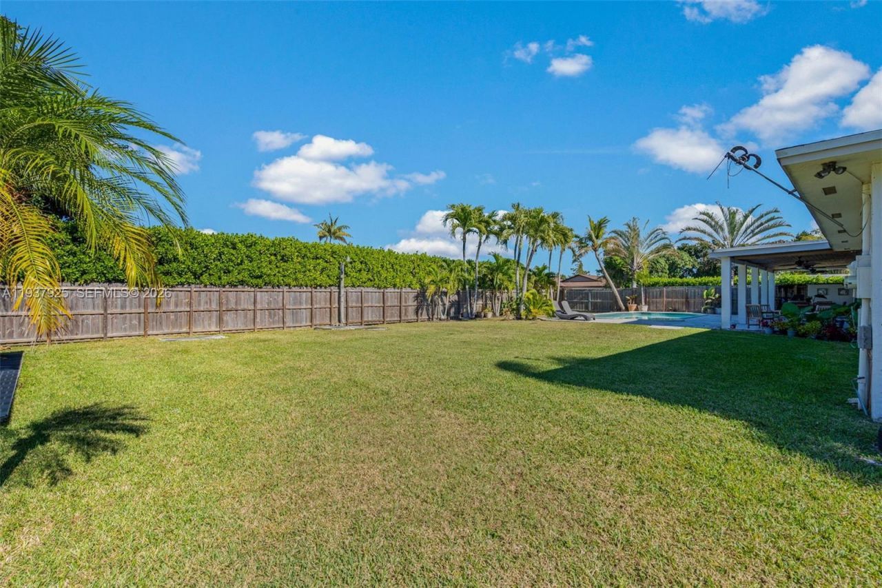 12805 SW 193rd Ter , Miami, FL 33177 Photo