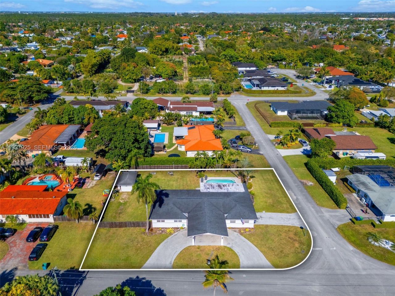 12805 SW 193rd Ter , Miami, FL 33177 Photo