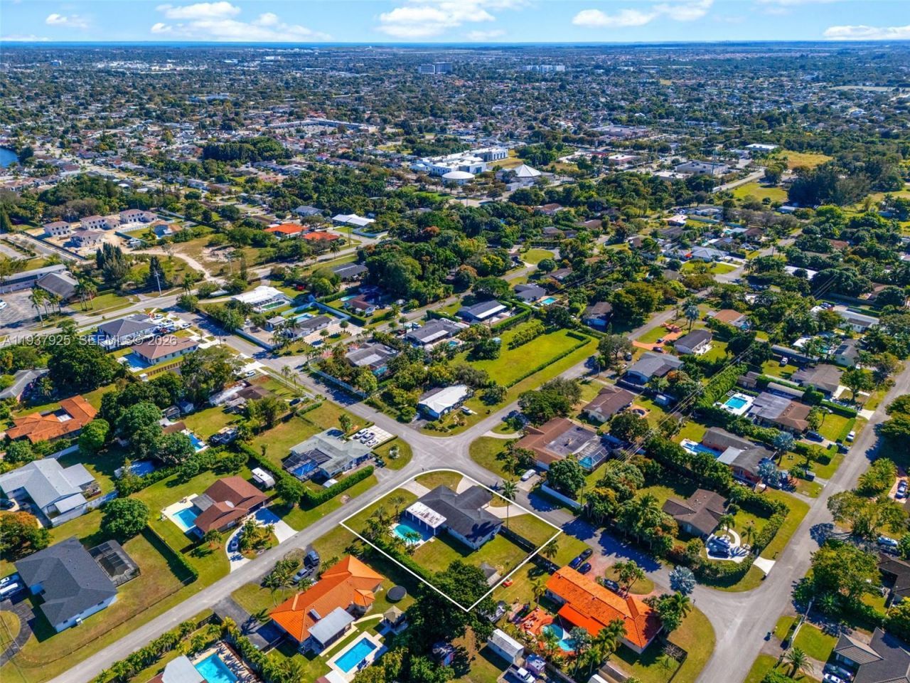 12805 SW 193rd Ter , Miami, FL 33177 Photo