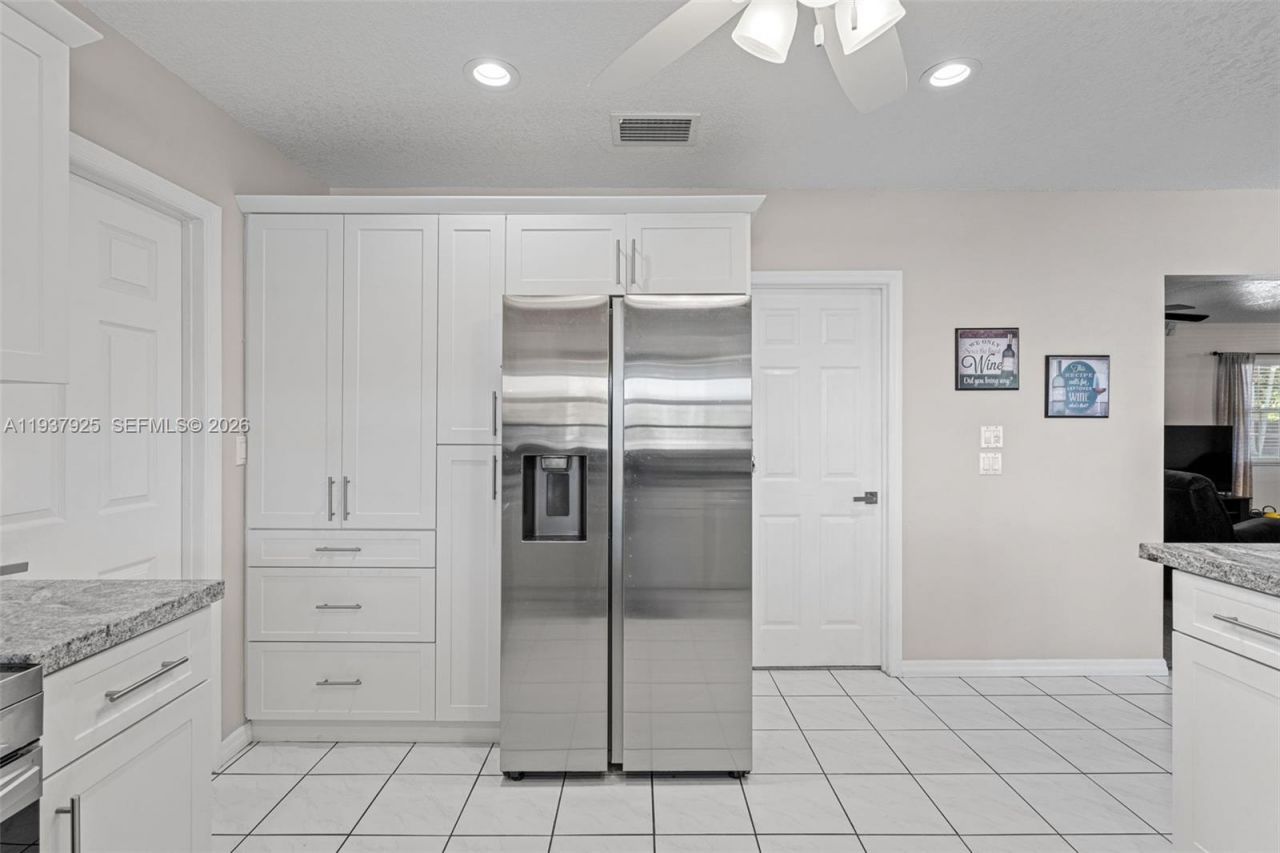 12805 SW 193rd Ter , Miami, FL 33177 Photo