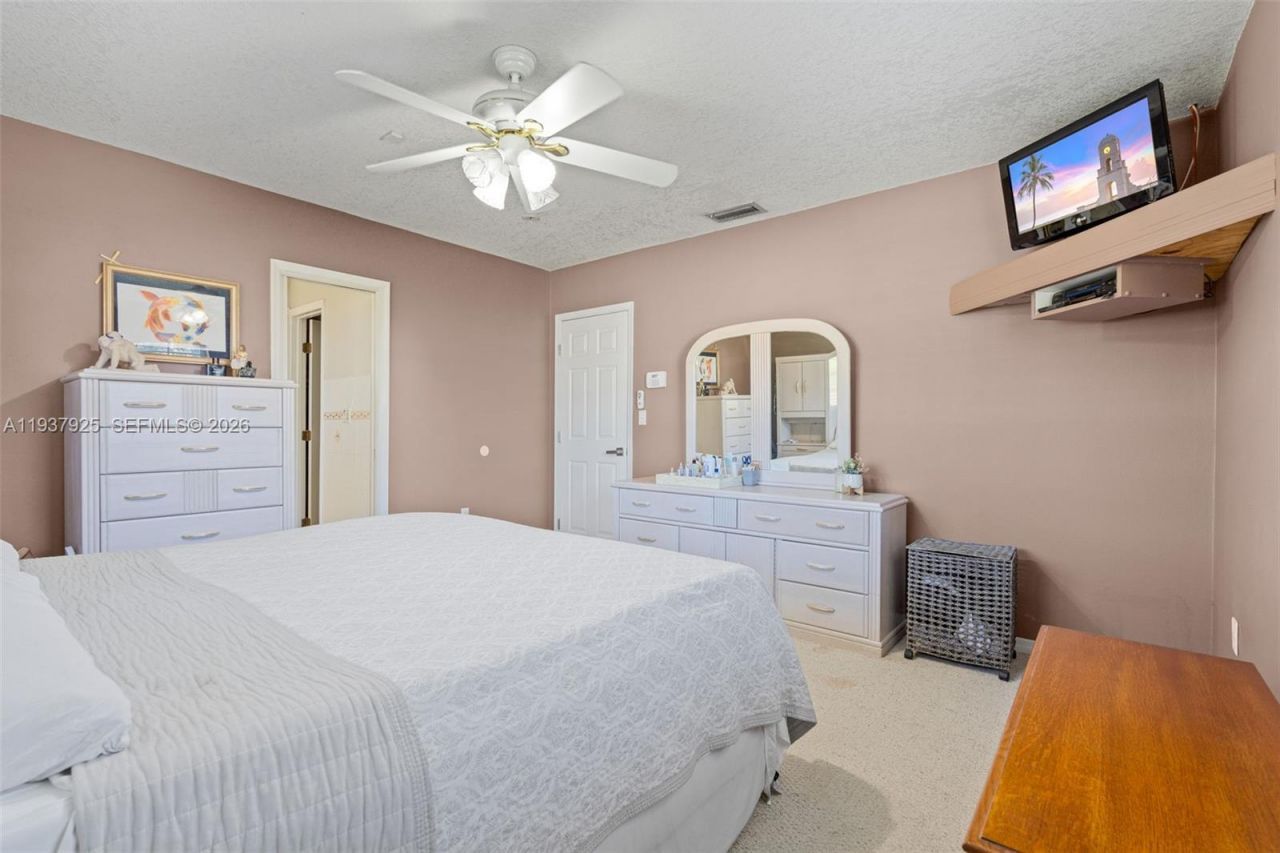 12805 SW 193rd Ter , Miami, FL 33177 Photo