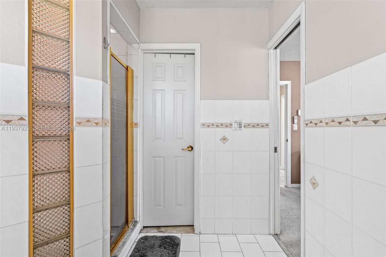 12805 SW 193rd Ter , Miami, FL 33177 Photo