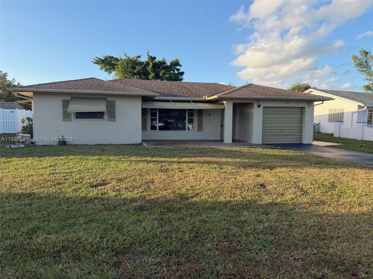 9507 NW 80th Ct, Tamarac, FL 33321 Photo