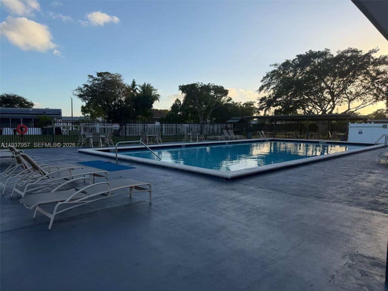 9507 NW 80th Ct, Tamarac, FL 33321 Photo