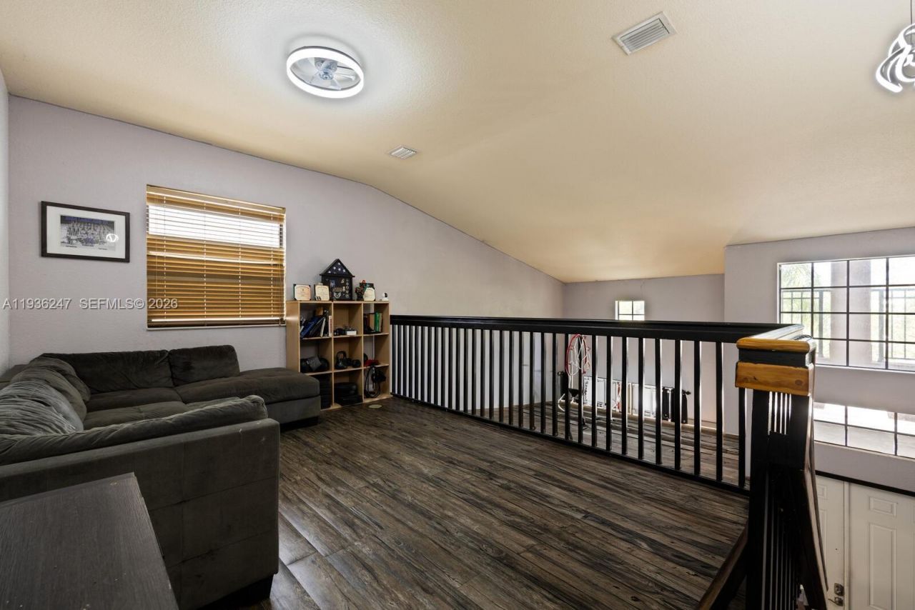 685 SE 37th Pl, Homestead, FL 33033 Photo