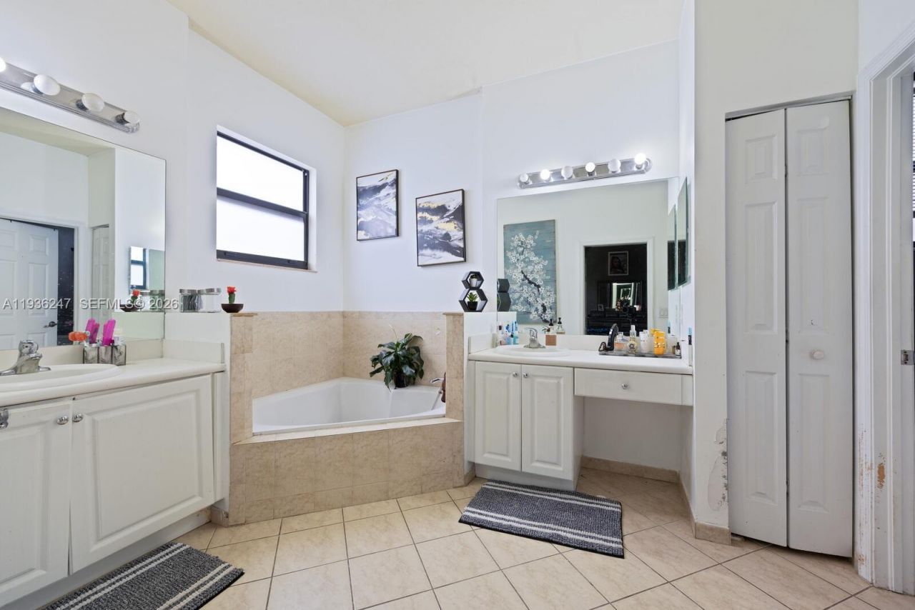 685 SE 37th Pl, Homestead, FL 33033 Photo