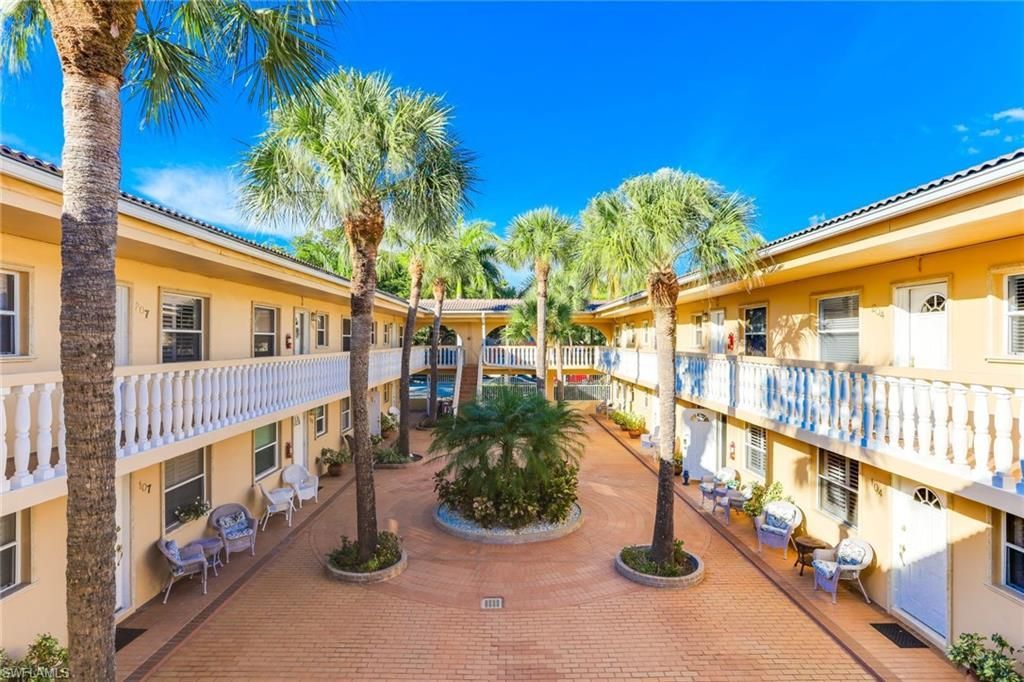 980 7th Ave S, Unit 101, Naples, FL 34102 Photo