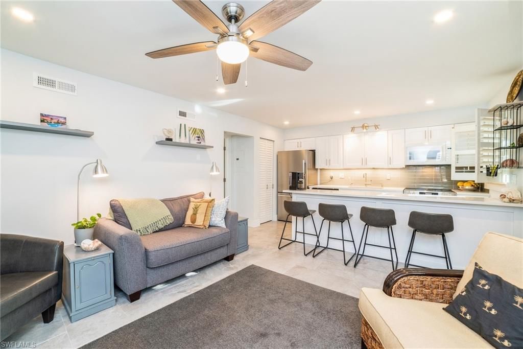 980 7th Ave S, Unit 101, Naples, FL 34102 Photo