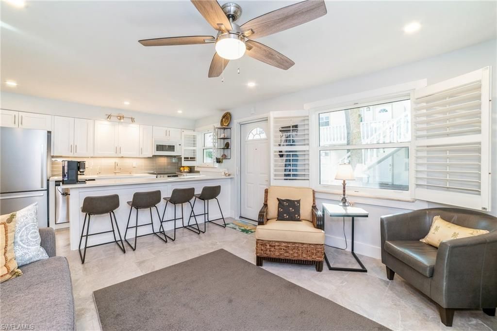 980 7th Ave S, Unit 101, Naples, FL 34102 Photo