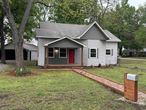 100 Coldren Street, Parkin, AR 72373