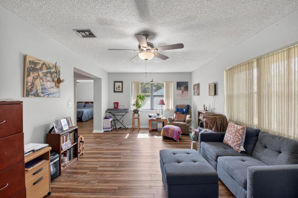 738 NW 24th Avenue, Delray Beach, FL 33445 Photo