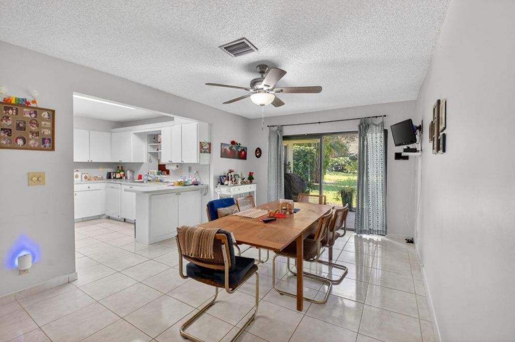 738 NW 24th Avenue, Delray Beach, FL 33445 Photo