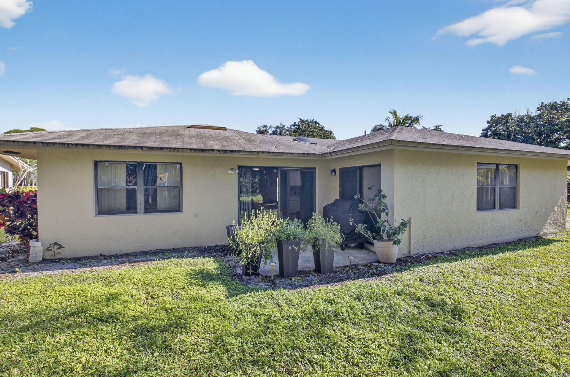 738 NW 24th Avenue, Delray Beach, FL 33445 Photo