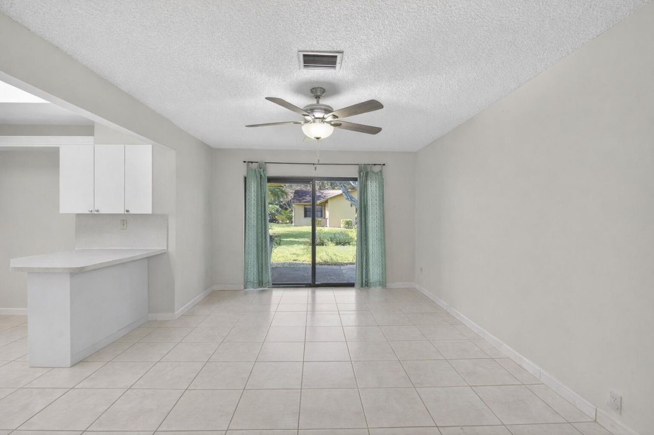 738 NW 24th Avenue, Delray Beach, FL 33445 Photo