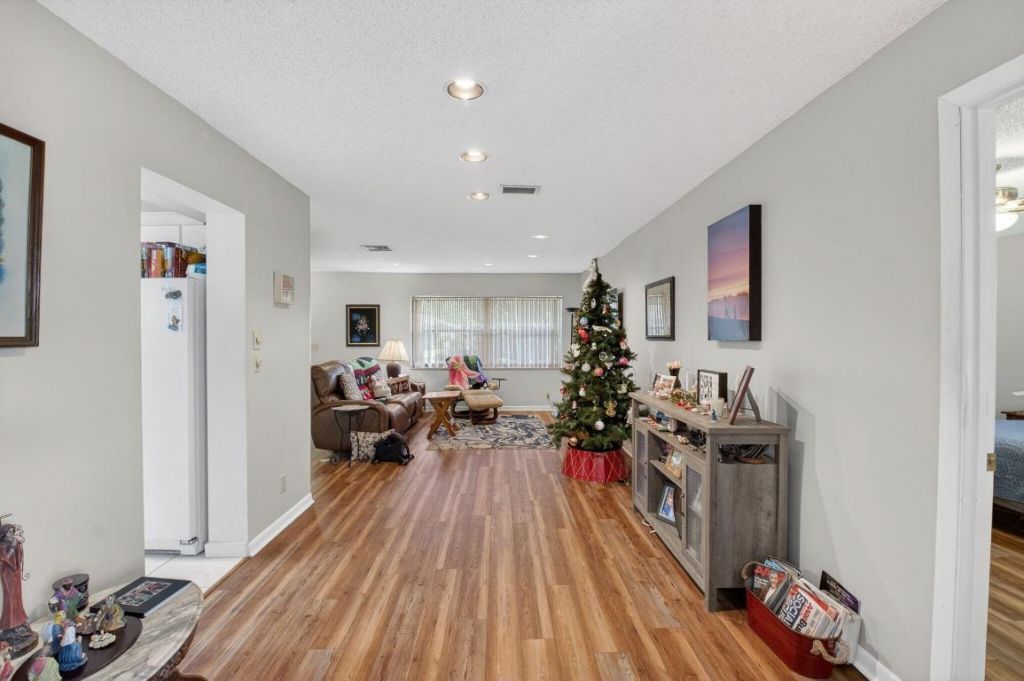 738 NW 24th Avenue, Delray Beach, FL 33445 Photo