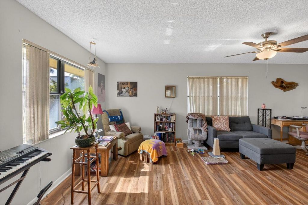 738 NW 24th Avenue, Delray Beach, FL 33445 Photo