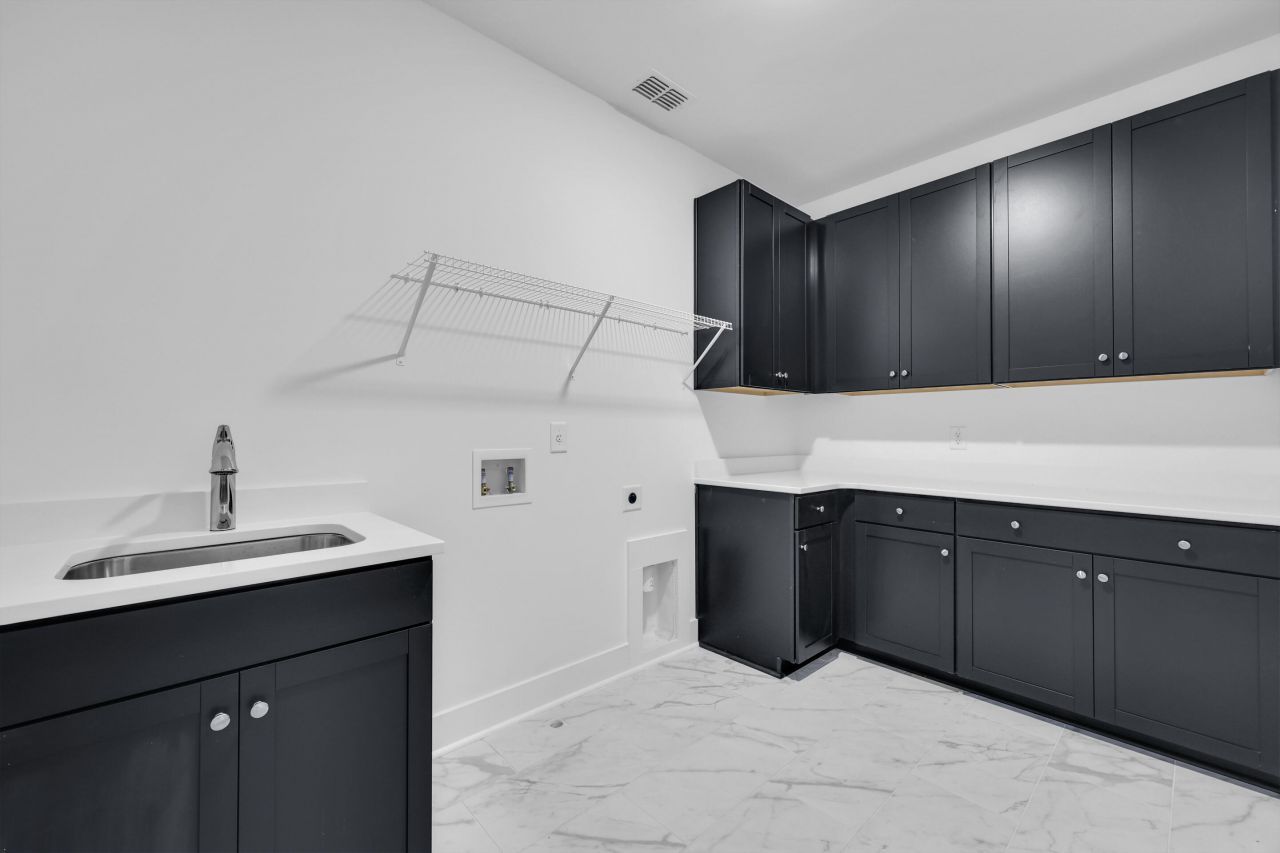 2284 Minifarm Way Photo 16