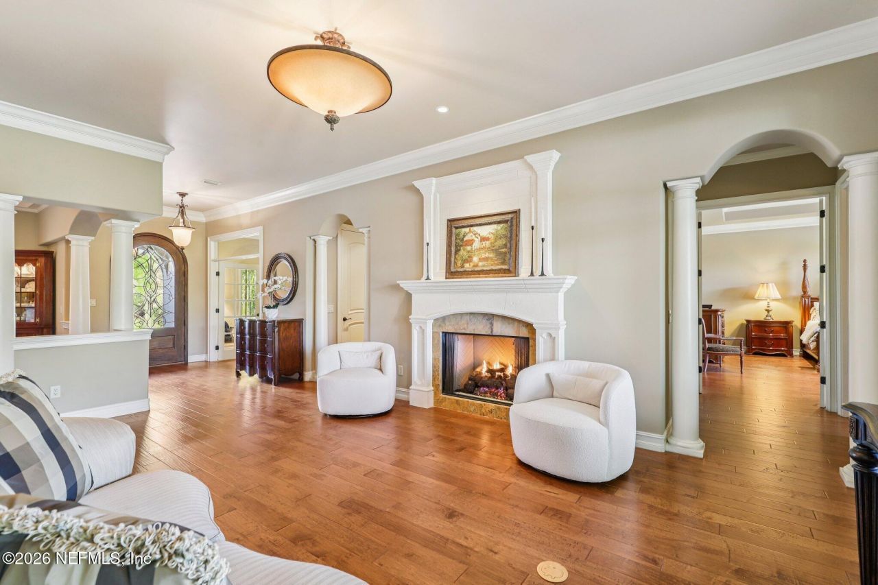 8881 Shining Oak Court, Jacksonville, FL 32217 Photo