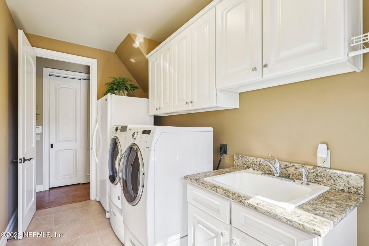 8881 Shining Oak Court, Jacksonville, FL 32217 Photo