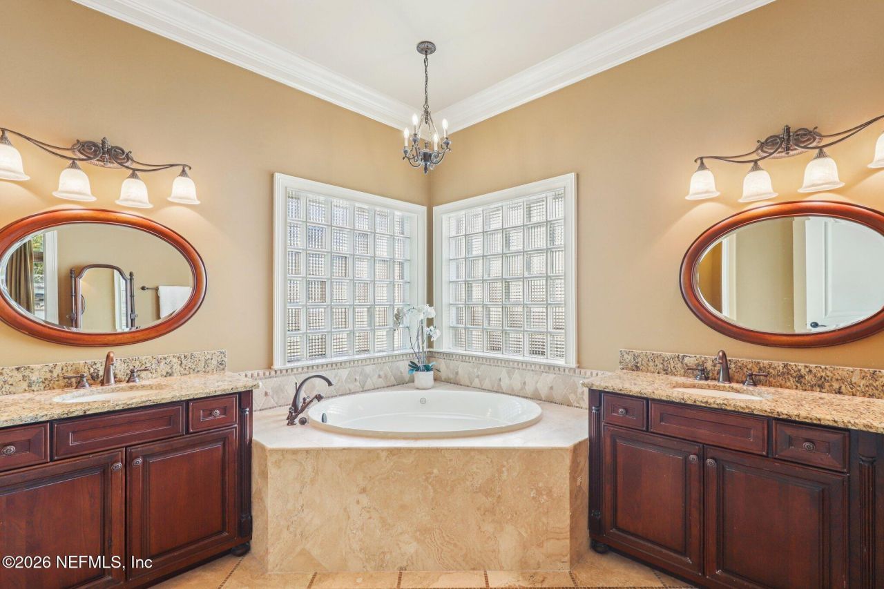 8881 Shining Oak Court, Jacksonville, FL 32217 Photo