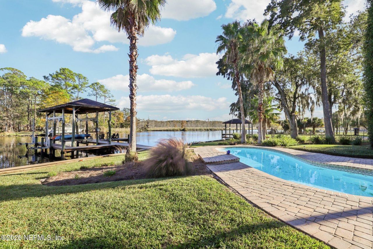 8881 Shining Oak Court, Jacksonville, FL 32217 Photo