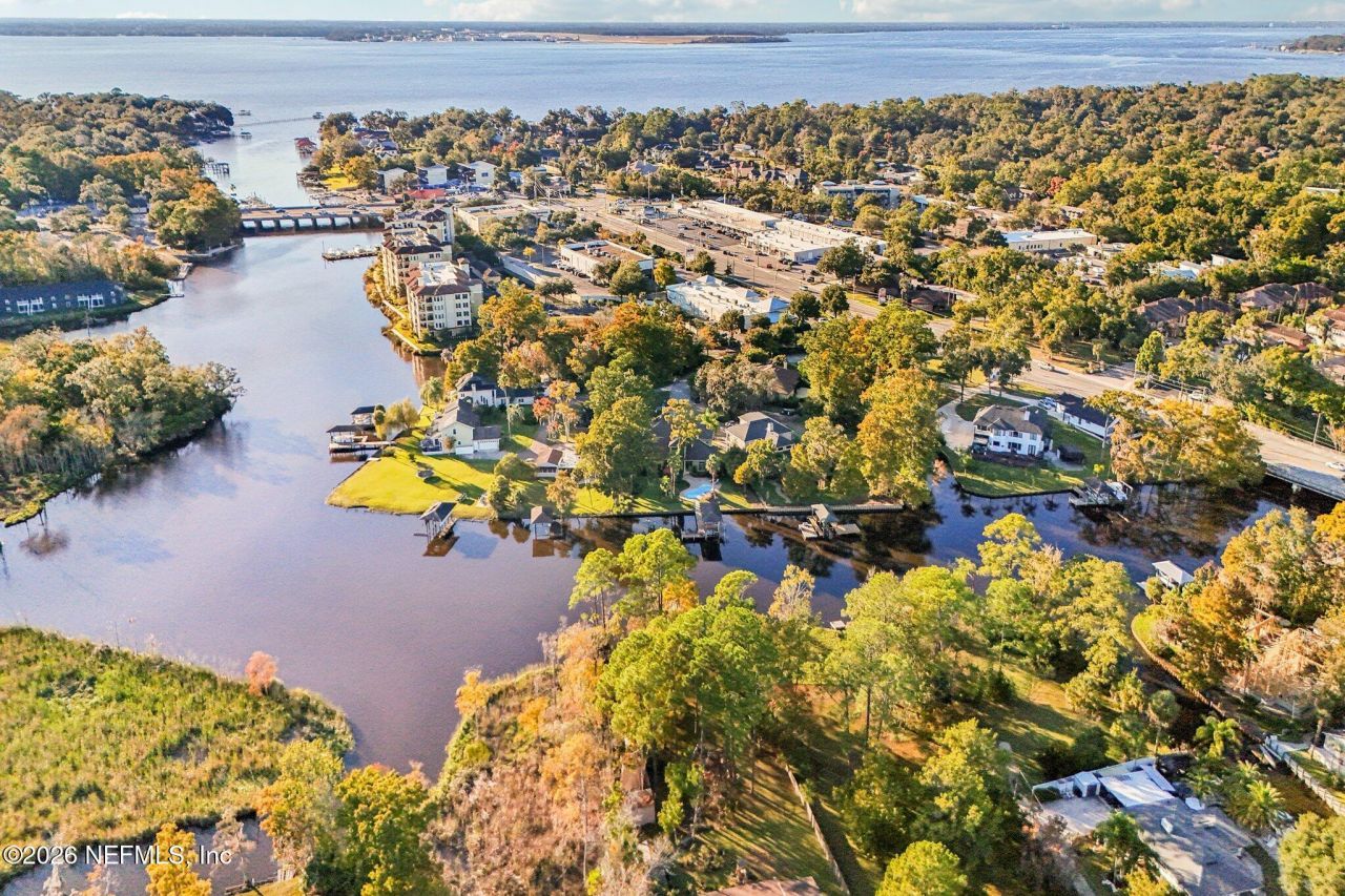 8881 Shining Oak Court, Jacksonville, FL 32217 Photo