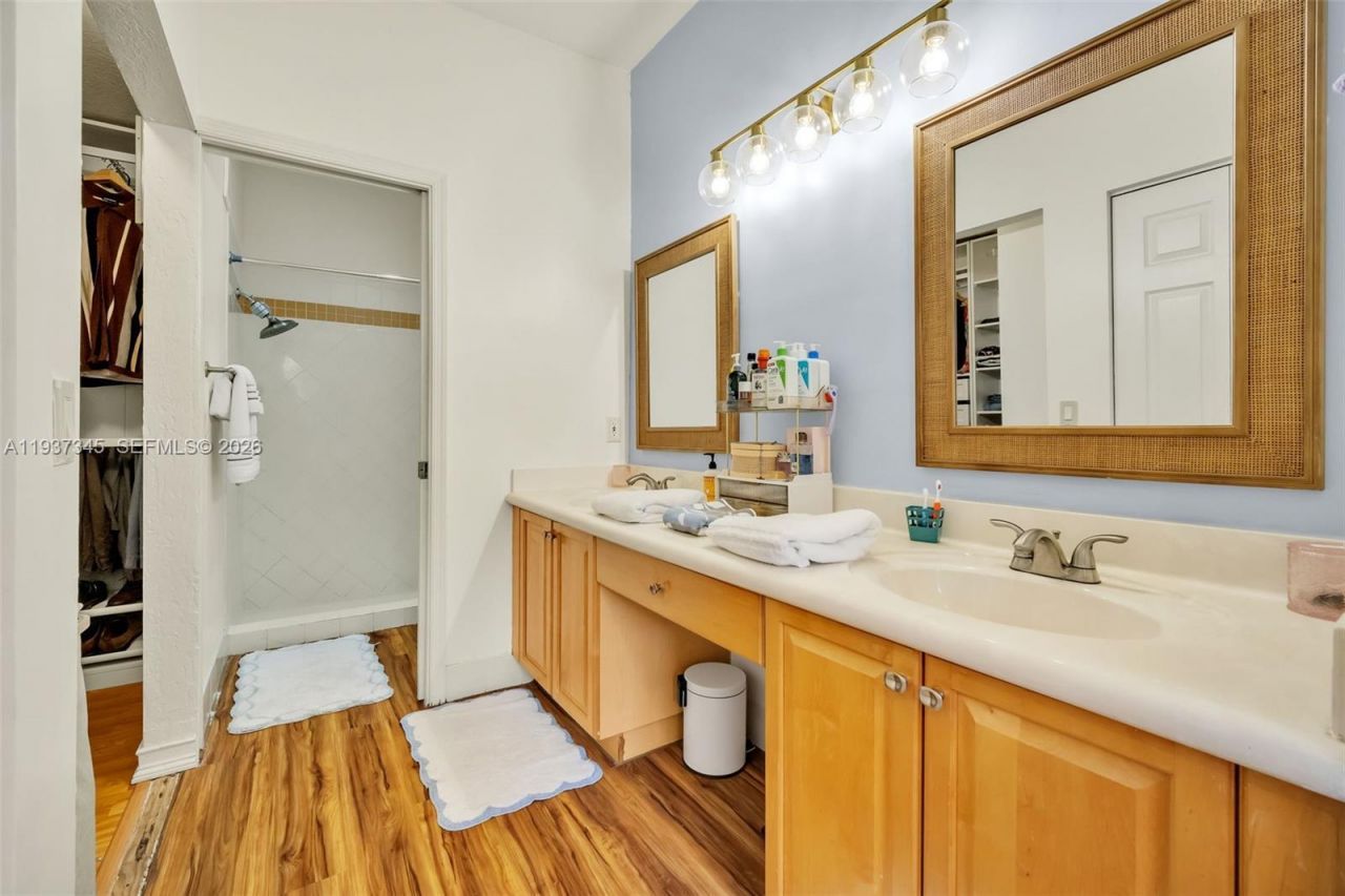 13174 NW 9th Ct, Pembroke Pines, FL 33028 Photo