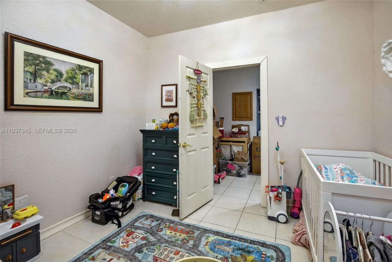 13174 NW 9th Ct, Pembroke Pines, FL 33028 Photo