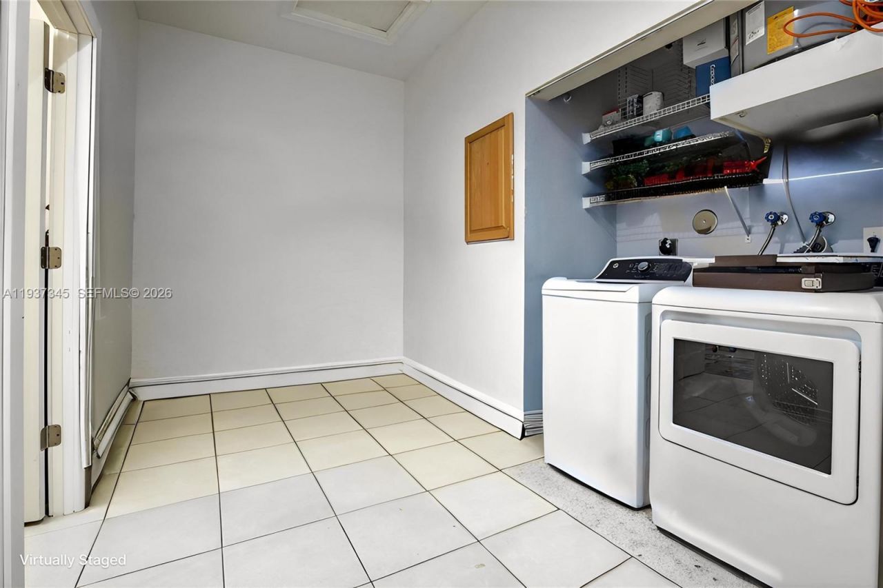 13174 NW 9th Ct, Pembroke Pines, FL 33028 Photo