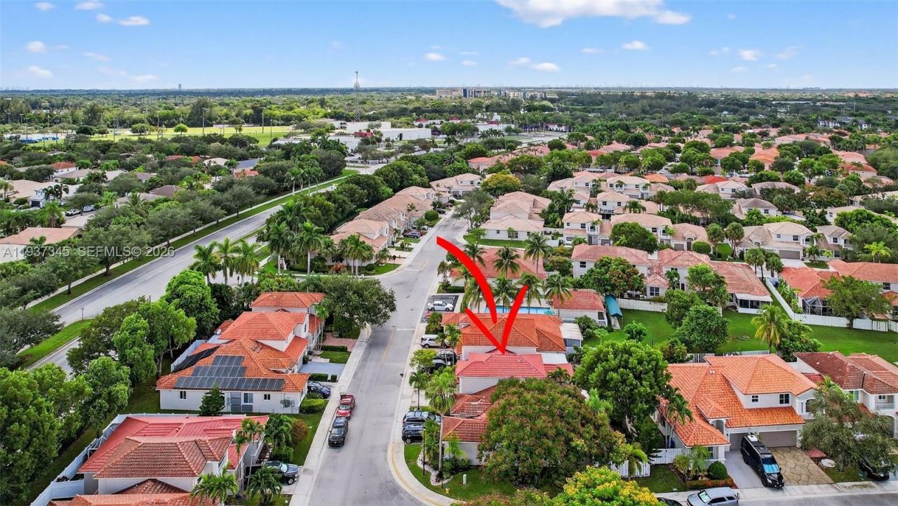 13174 NW 9th Ct, Pembroke Pines, FL 33028 Photo