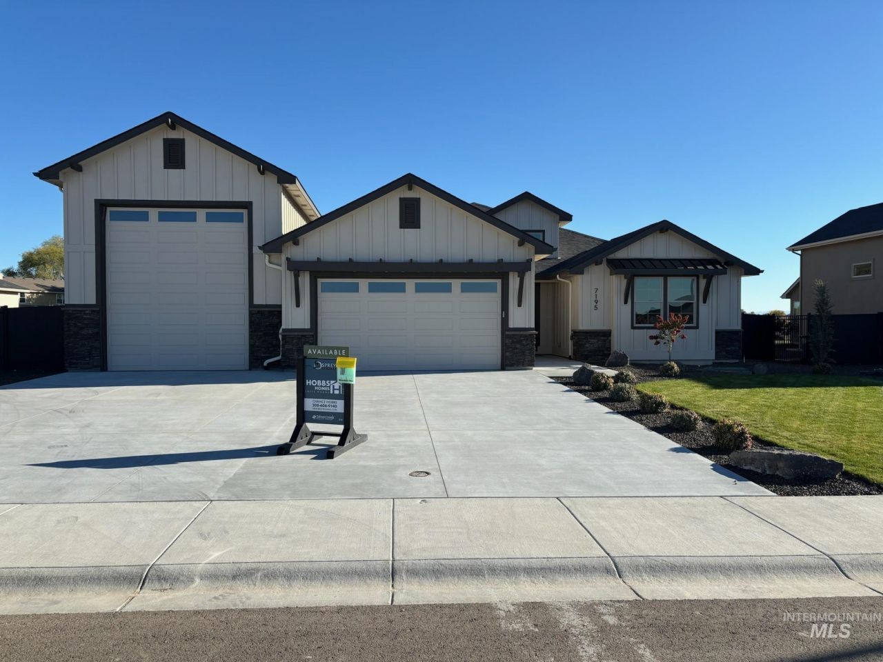 7195 E Merlin Hawk Ct, Nampa, ID 83686 Main Photo