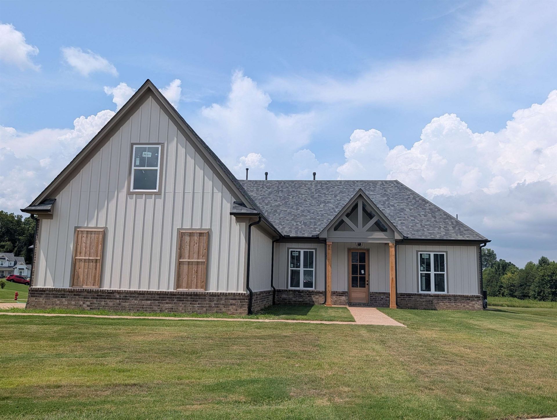 85 HIGHLAND PARK CV Oakland, TN 38060