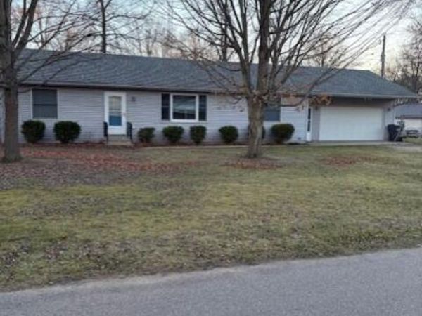 6235 Hilda Street, Coloma, MI 49038