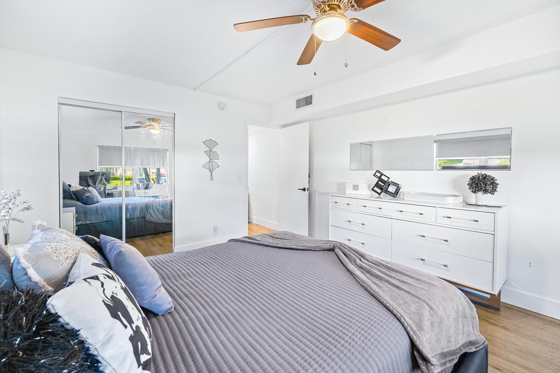 1018 Guildford A, Boca Raton, FL 33434 Photo